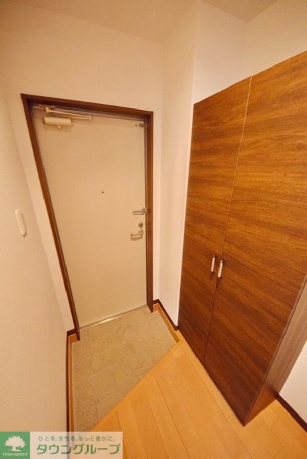玄関(お部屋探しは【タウンハウジング千葉店】にお任せ下さい♪)