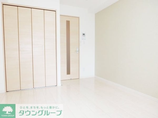 リビング・居室(現地待ち合わせ歓迎♪お問合せはタウンハウジング千葉店まで！)