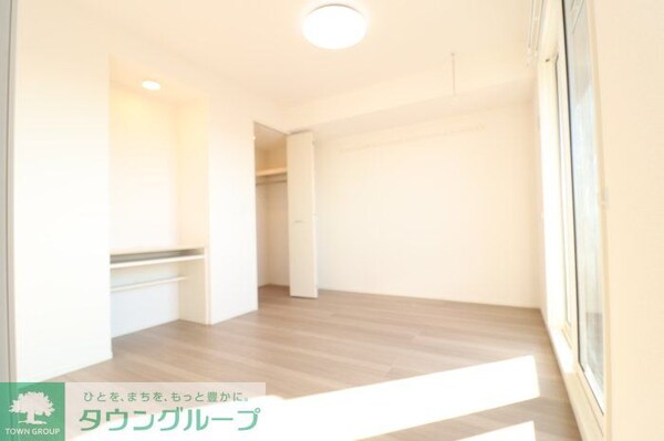寝室(お問合せは【タウンハウジング】まで！※現地待合わせ相談可！)