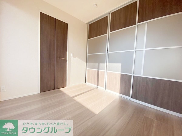 寝室(お問合せは【タウンハウジング】まで！※現地待合わせ相談可！)
