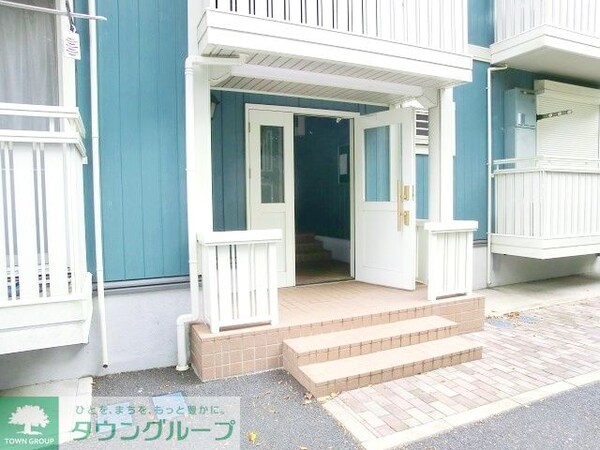 エントランス(お部屋探しは【タウンハウジング千葉店】にお任せ下さい♪)