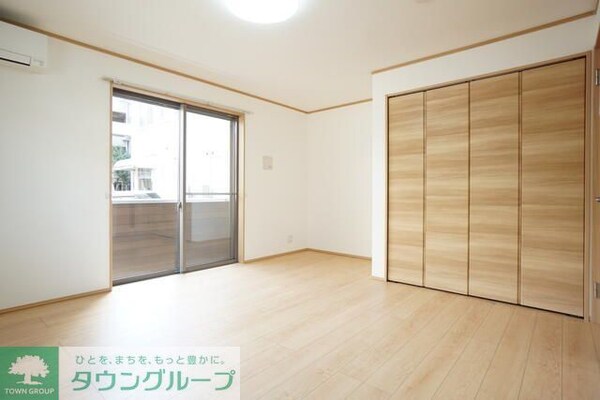 リビング・居室(現地待ち合わせ歓迎♪お問合せはタウンハウジングまで！)