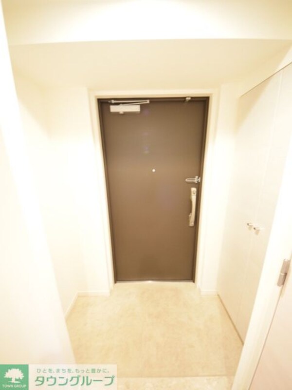 玄関(お部屋探しは【タウンハウジング千葉店】にお任せ下さい♪)