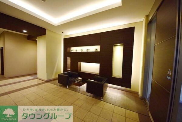 エントランス(お部屋探しは【タウンハウジング千葉店】にお任せ下さい♪)