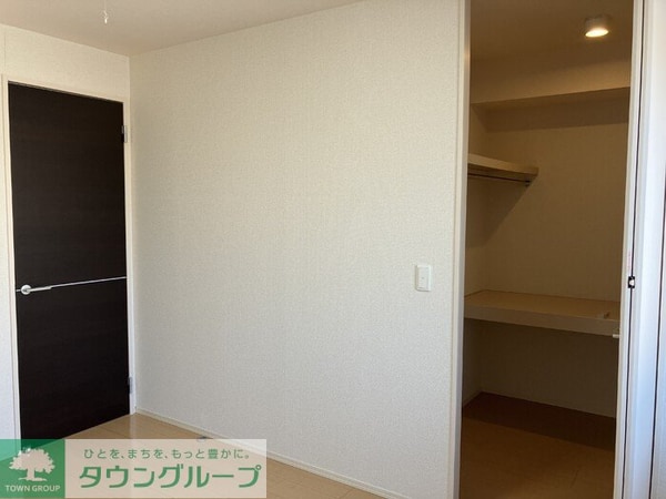 寝室(お問合せはタウンハウジングまで！※現地待合わせ相談可能)
