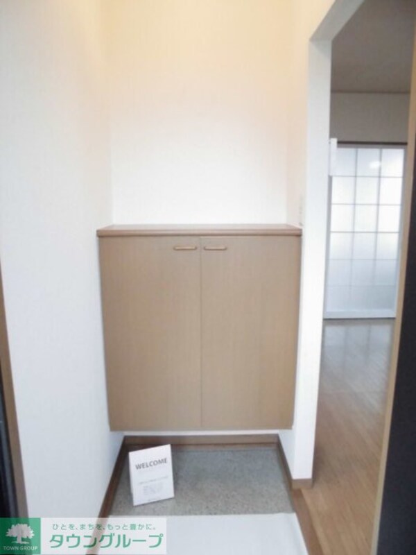 玄関(お問合せはタウンハウジングまで！※現地待合わせ相談可能)