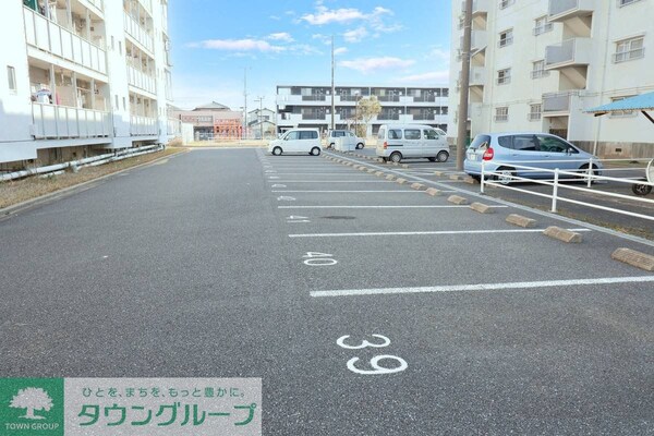 駐車場(駐車場)