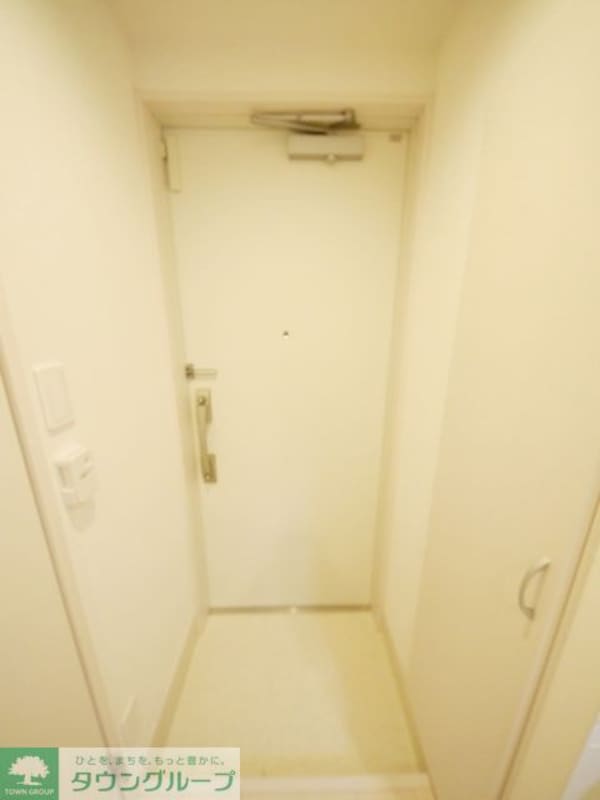 玄関(お部屋探しは【タウンハウジング千葉店】にお任せ下さい♪)
