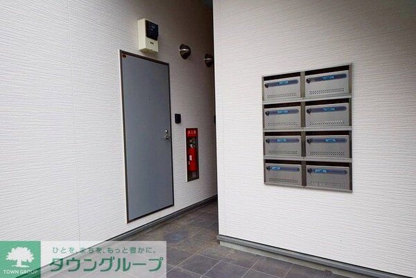 エントランス(お部屋探しは【タウンハウジング千葉店】にお任せ下さい♪)