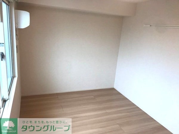 寝室(お問合せは【タウンハウジング】まで！※現地待合わせ相談可！)
