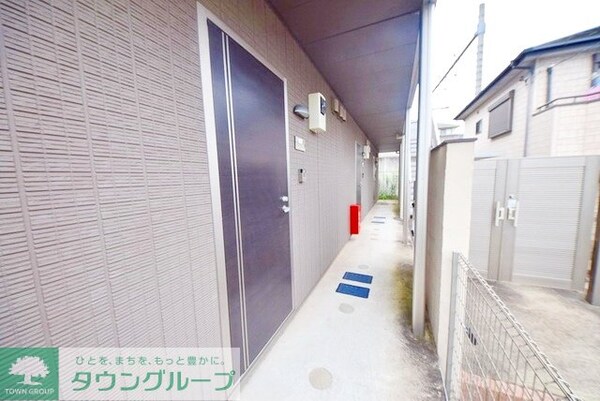 エントランス(お部屋探しはタウンハウジング千葉店にお任せ下さい♪)