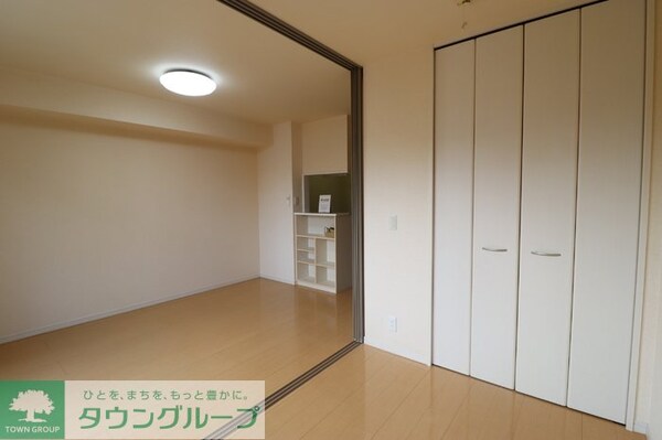 寝室(お問合せはタウンハウジングまで！※現地待合わせ相談可能)