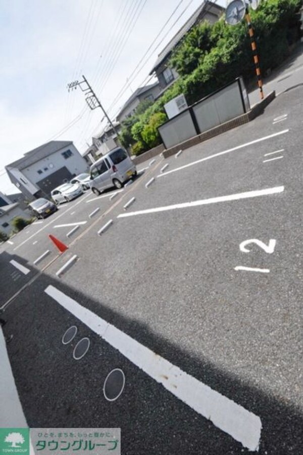 駐車場(現地待ち合わせ歓迎♪お問合せはタウンハウジング千葉店まで！)