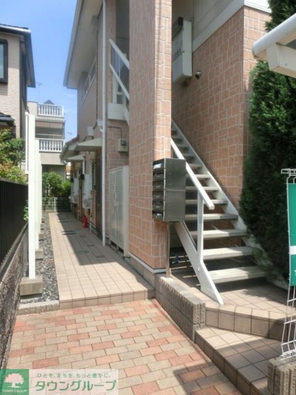エントランス(お問合せは【タウンハウジング】まで！※現地待合わせ相談可！)