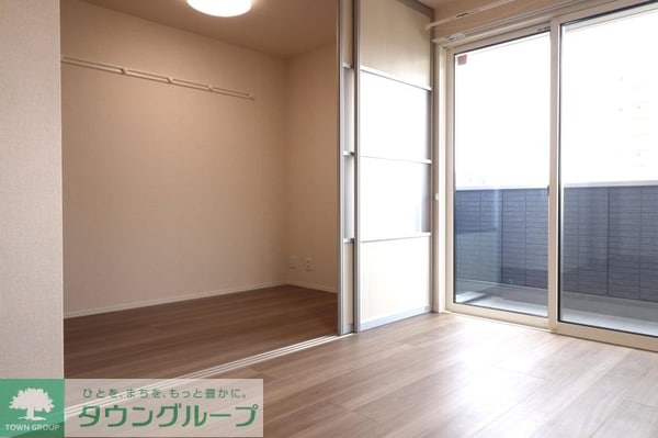 寝室(お問合せはタウンハウジングまで！※現地待合わせ相談可能)