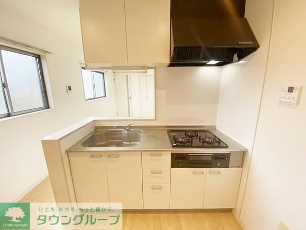 キッチン(お問合せは【タウンハウジング】まで！※現地待合わせ相談可！)