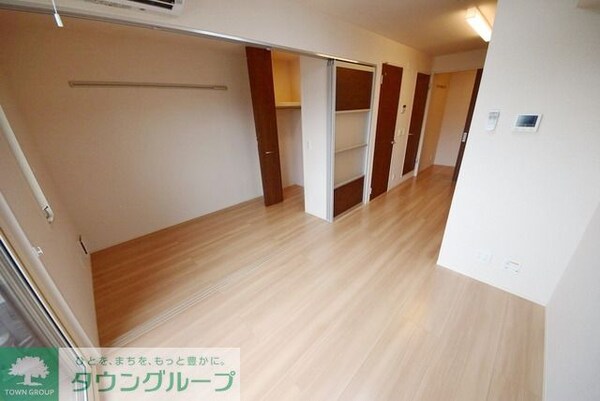 リビング・居室(現地待ち合わせ歓迎♪お問合せはタウンハウジングまで！)