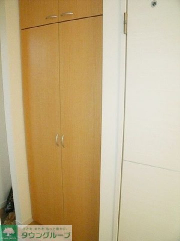 玄関(お部屋探しは【タウンハウジング千葉店】にお任せ下さい♪)