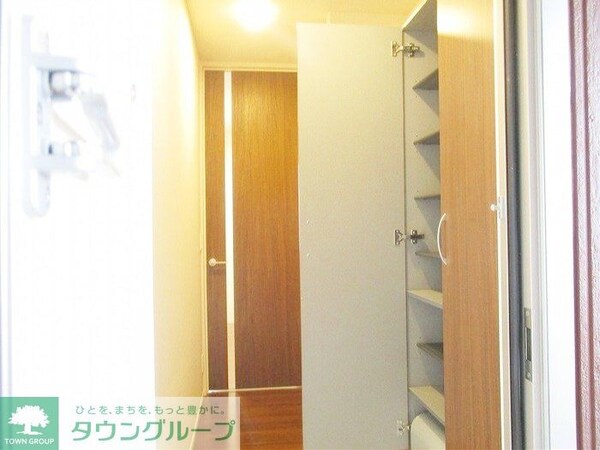 玄関(お問合せは【タウンハウジング】まで！※現地待合わせ相談可！)