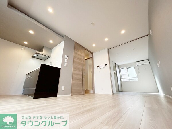 リビング・居室(現地待ち合わせ歓迎♪お問合せはタウンハウジング千葉店まで！)