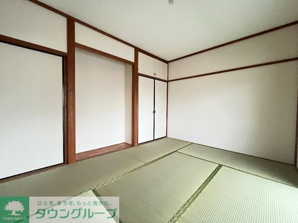 寝室(お問合せは【タウンハウジング】まで！※現地待合わせ相談可！)
