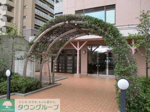 エントランス(お問合せは【タウンハウジング】まで！※現地待合わせ相談可！)
