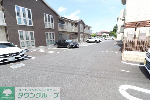 駐車場(現地待ち合わせ歓迎♪お問合せはタウンハウジング千葉店まで！)