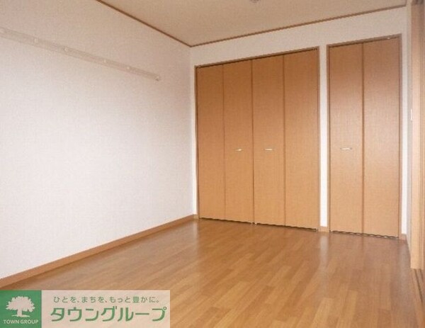 寝室(お問合せは【タウンハウジング】まで！※現地待合わせ相談可！)