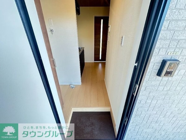 玄関(お問合せは【タウンハウジング】まで！※現地待合わせ相談可！)