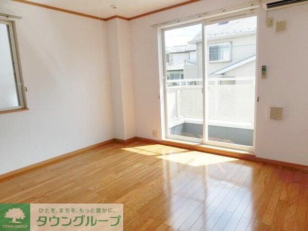 リビング・居室(現地待ち合わせ歓迎♪お問合せはタウンハウジングまで！)