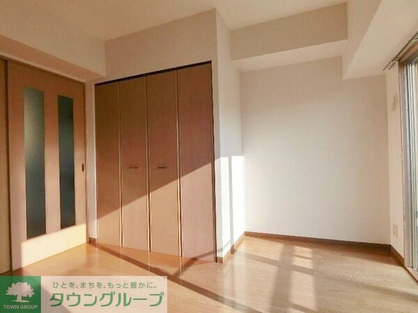 寝室(お問合せは【タウンハウジング】まで！※現地待合わせ相談可！)