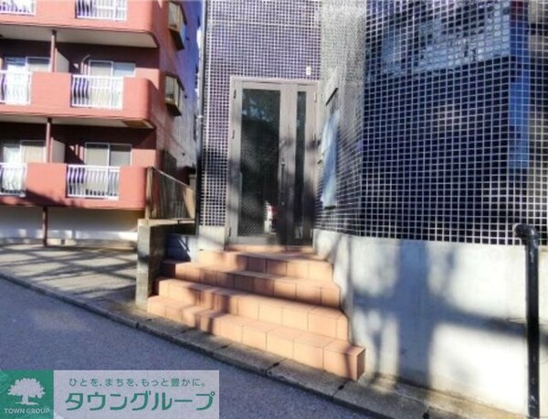 エントランス(お部屋探しは【タウンハウジング千葉店】にお任せ下さい♪)