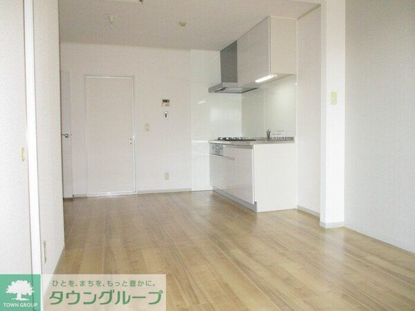 リビング・居室(現地待ち合わせ歓迎♪お問合せはタウンハウジングまで！)