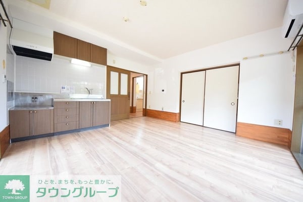 リビング・居室(現地待ち合わせ歓迎♪お問合せはタウンハウジング千葉店まで！)