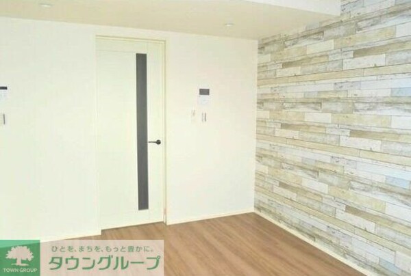 リビング・居室(現地待ち合わせ歓迎♪お問合せはタウンハウジングまで！)