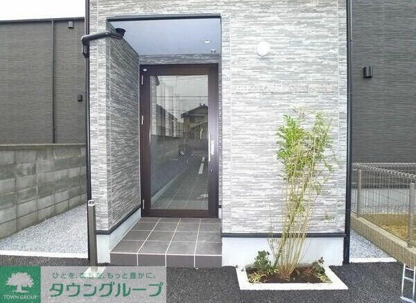 エントランス(お問合せは【タウンハウジング】まで！※現地待合わせ相談可！)