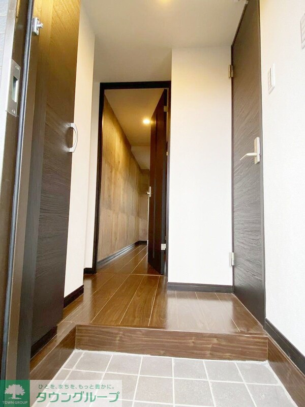 玄関(お部屋探しは【タウンハウジング千葉店】にお任せ下さい♪)