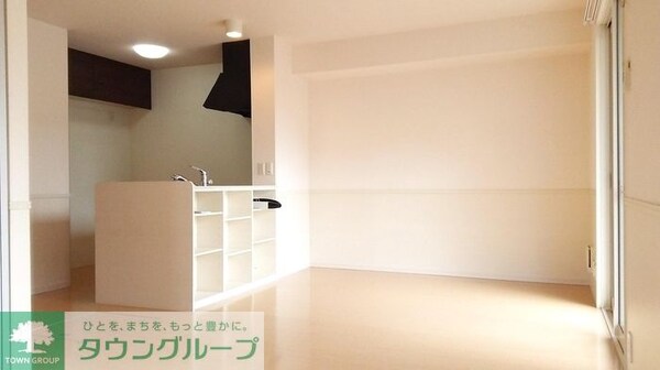リビング・居室(現地待ち合わせ歓迎♪お問合せはタウンハウジングまで！)
