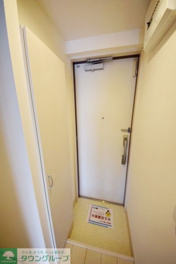 玄関(お部屋探しは【タウンハウジング千葉店】にお任せ下さい♪)