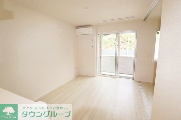 リビング・居室(現地待ち合わせ歓迎♪お問合せはタウンハウジングまで！)