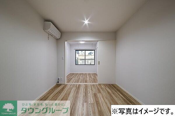 リビング・居室(現地待ち合わせ歓迎♪お問合せはタウンハウジングまで！)