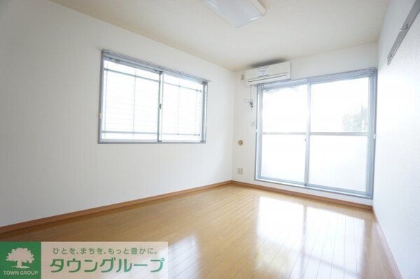 リビング・居室(現地待ち合わせ歓迎♪お問合せはタウンハウジング千葉店まで！)