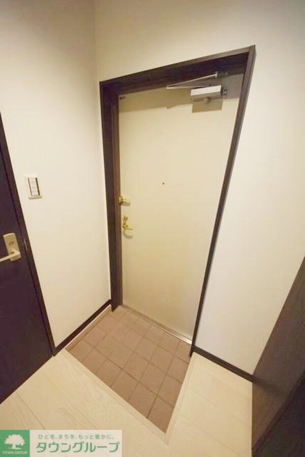 玄関(お部屋探しは【タウンハウジング千葉店】にお任せ下さい♪)