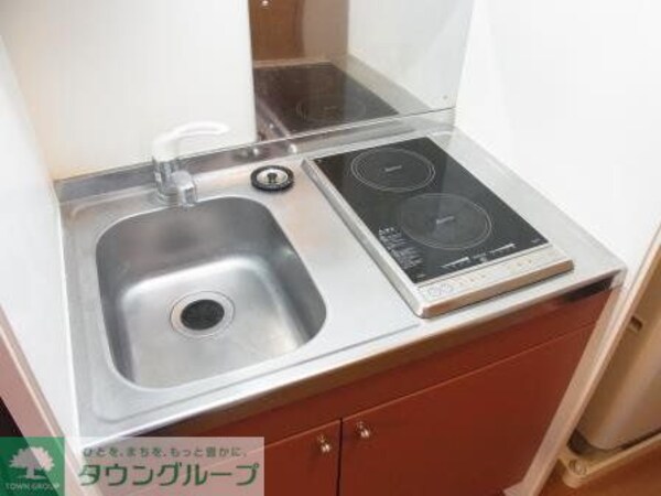 キッチン(電気コンロで火災防止)