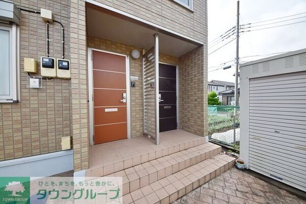 エントランス(お問合せは【タウンハウジング】まで！※現地待合わせ相談可！)