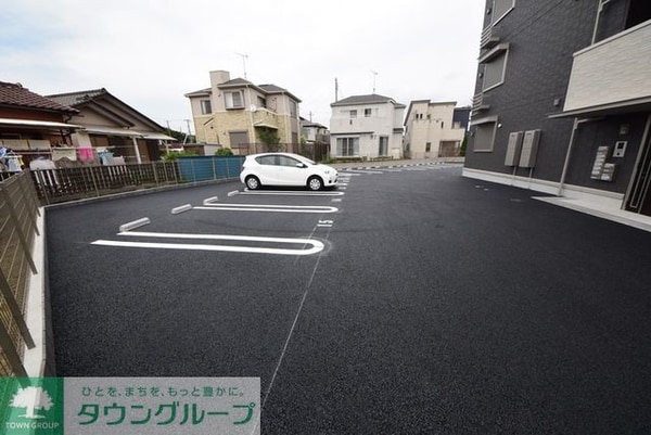 駐車場(現地待ち合わせ歓迎♪お問合せはタウンハウジング千葉店まで！)