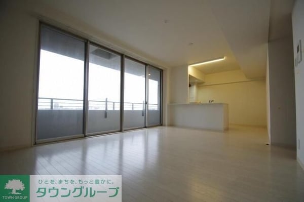 リビング・居室(お問合せは【タウンハウジング】まで！※現地待合わせ相談可！)