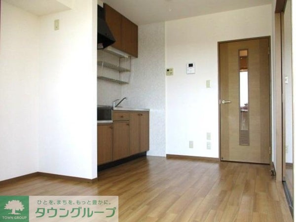 リビング・居室(現地待ち合わせ歓迎♪お問合せはタウンハウジングまで！)