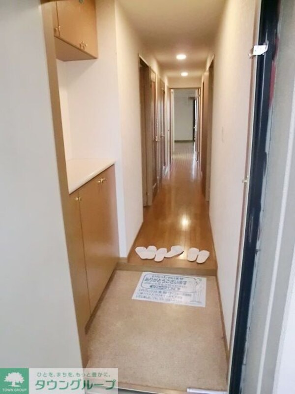 玄関(もちろんシューズボックス付き)