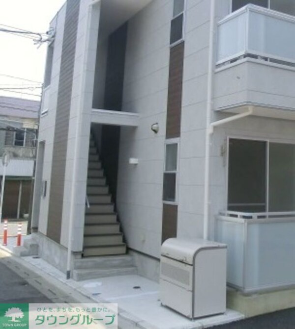 エントランス(お問合せはタウンハウジングまで！※現地待合わせ相談可能)